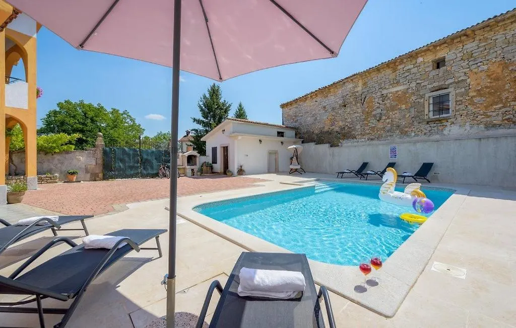 Σπίτι διακοπών Holiday House Karla Valentina Skropeti