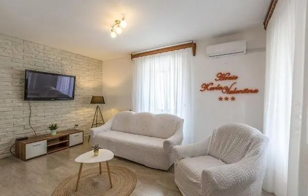 Σπίτι διακοπών Holiday House Karla Valentina Skropeti